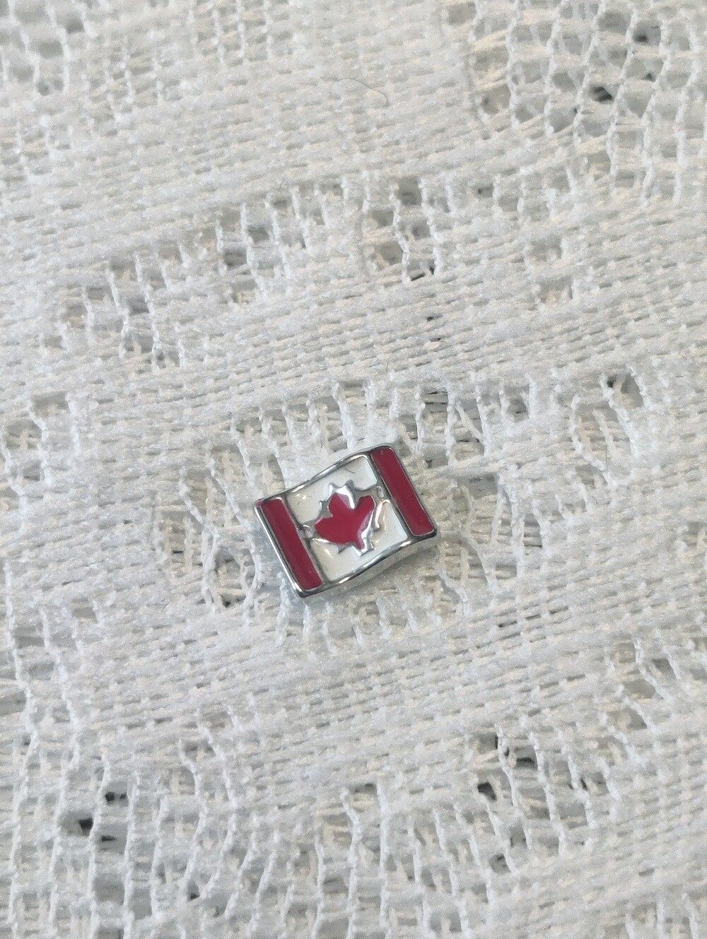 ✨ 5 for $15 ✨ SHD Charms - 🇨🇦 Canada Flag
